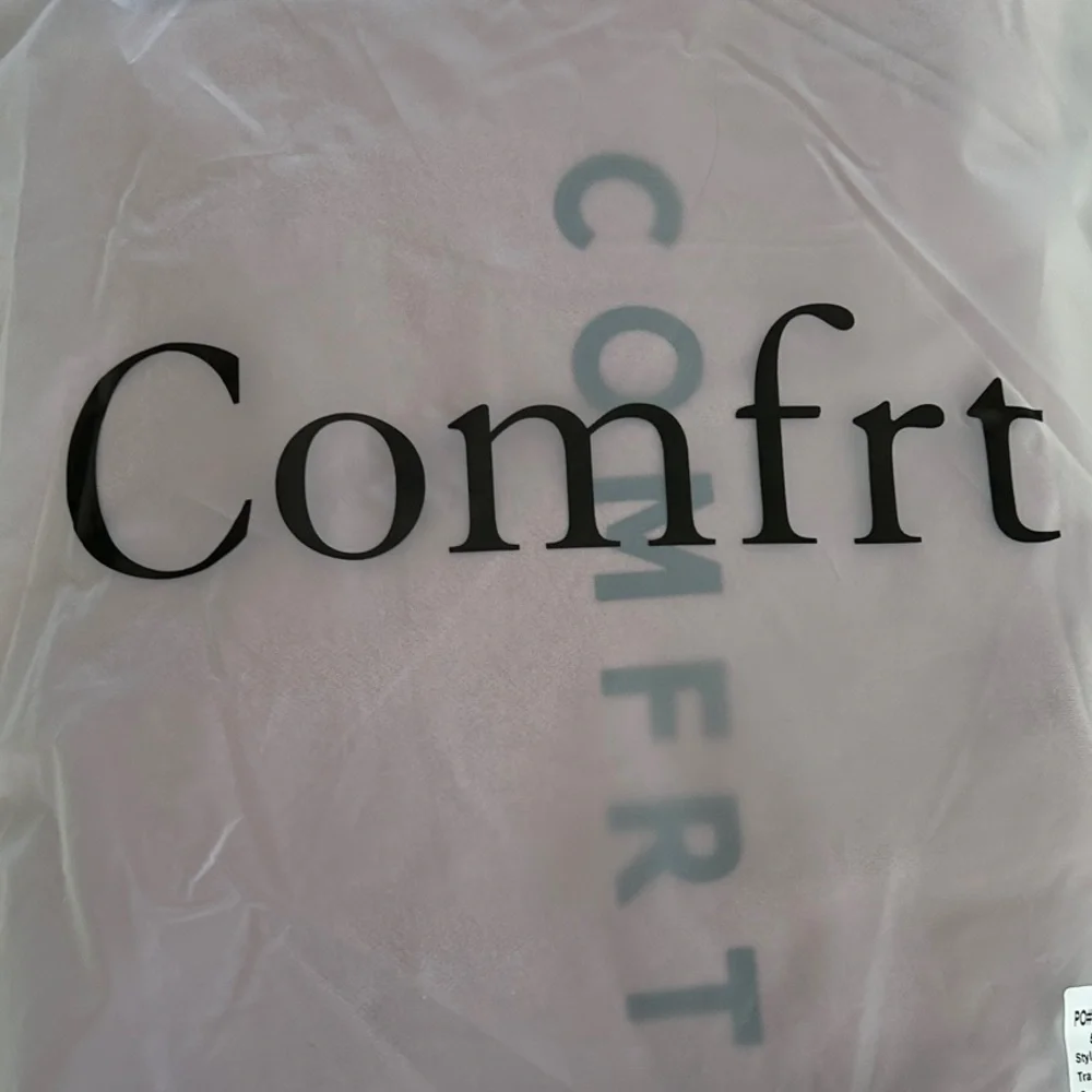 Comfrt Women's Orchid Hoodie - Picture 6 of 7